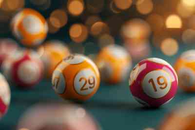 Kugeln mit Zahlen - © CrazyJuke - stock.adobe.com